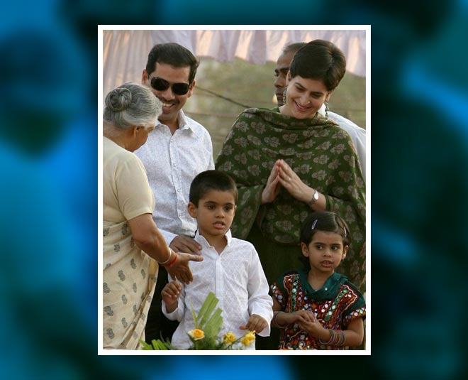 priyanka gandhi with robert vadra and family