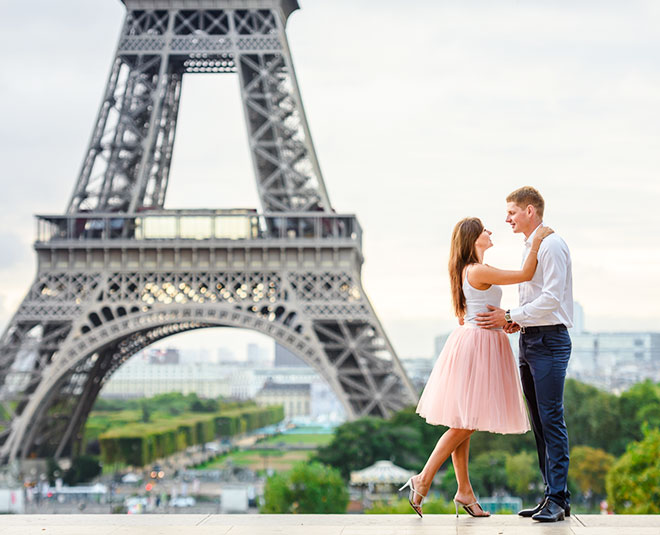 romantic places to propose your partner paris