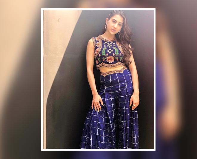 sara ali khan palazzo look crop top
