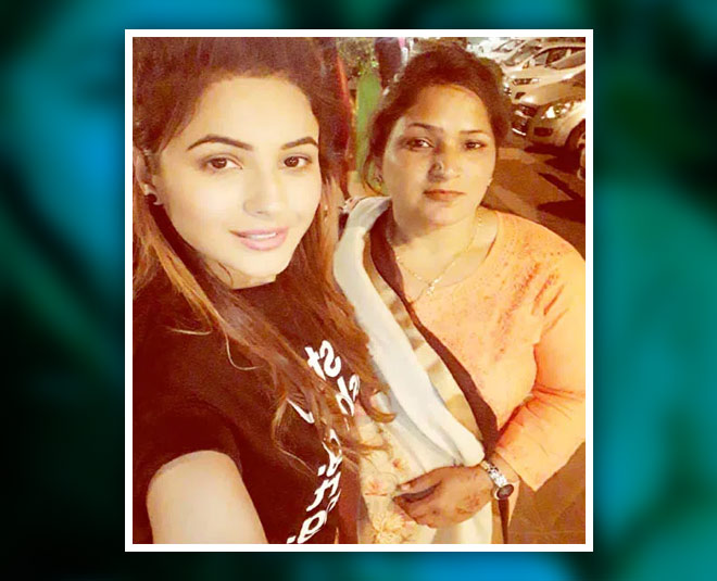 shehnaz with mother