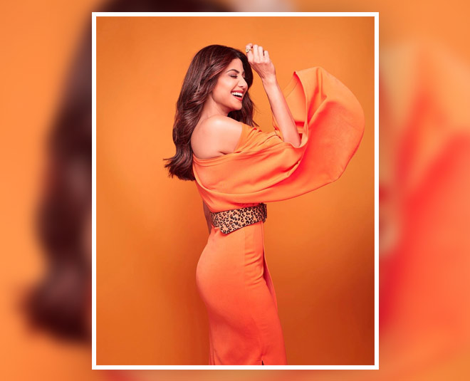 shilpa shetty you can try in the party inside 