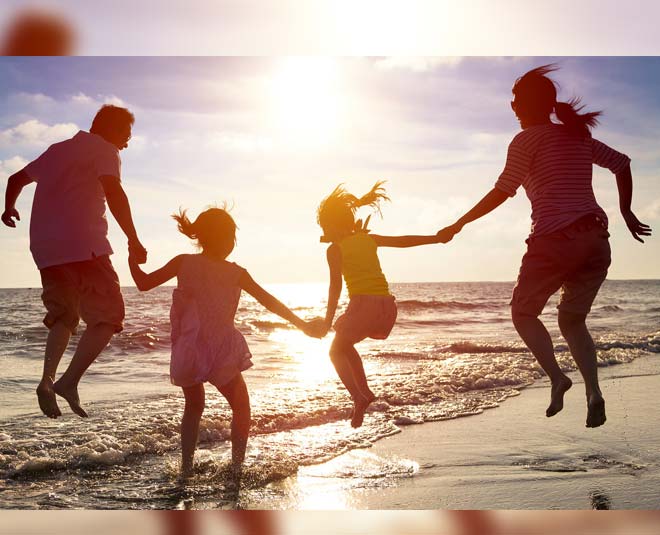 social comparison stress family time