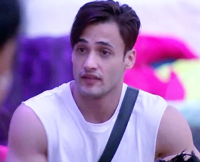 vikas gupta discussing about asim riaz hidden secret leaves brother umar riaz inside 