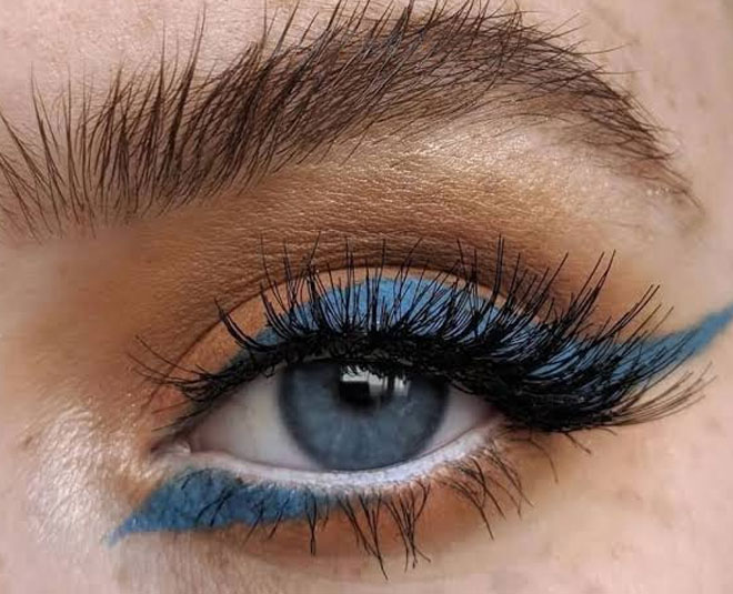 white eyeliner looks with blue