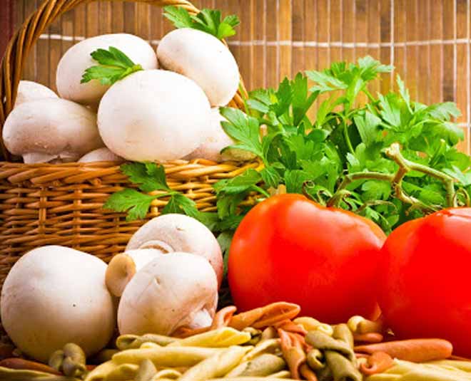  how to protect food items from moisture during the rainy season inside