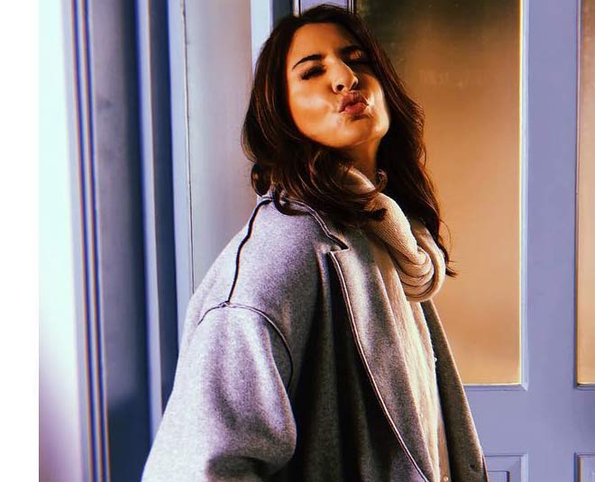 Anushka clothes inside 