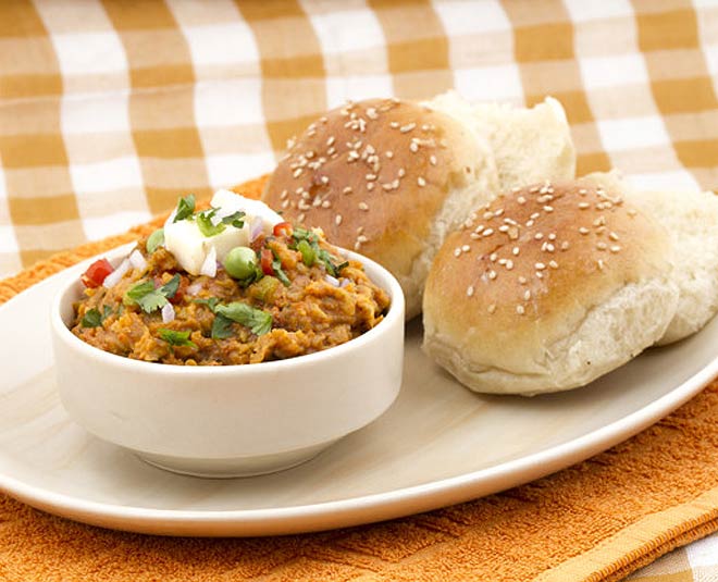 Mumbai street food inside 