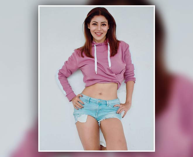 actress debina bonnerjee stylish looks inside 