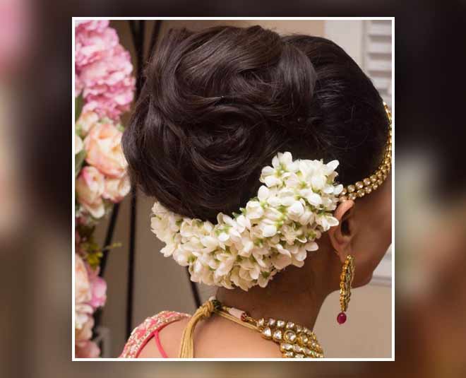 beauty use gajra in your stylish hair inside 