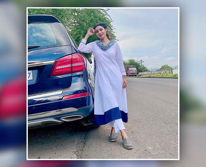 debina bonnerjee stylish looks inside 