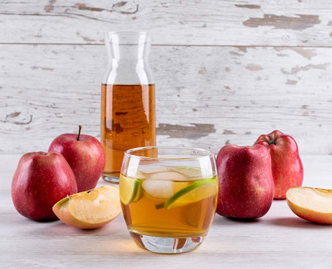 Here Is Why You Should Start Drinking Apple Juice Everyday-Here Is Why