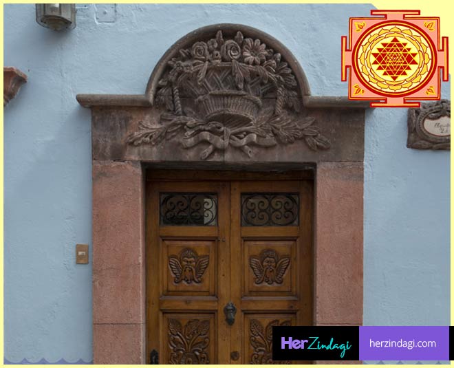 Importance Of Threshold Or Chaukhat In House According To Vastu Shastra