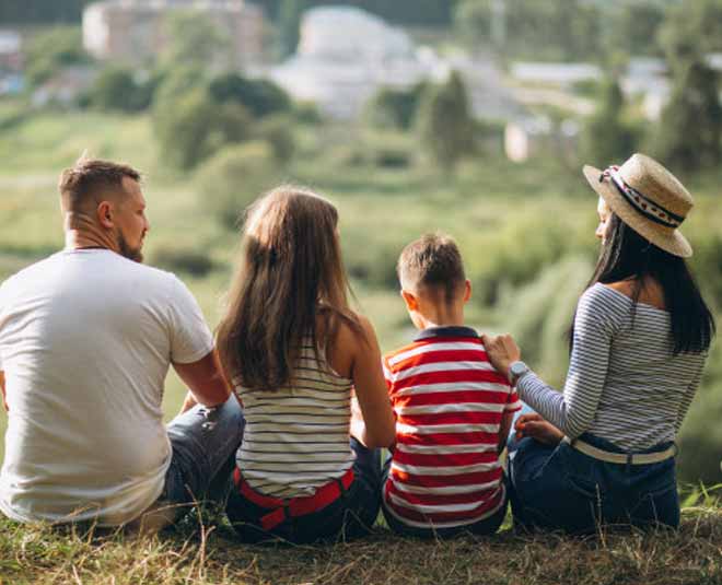 important things to do family meeting inside