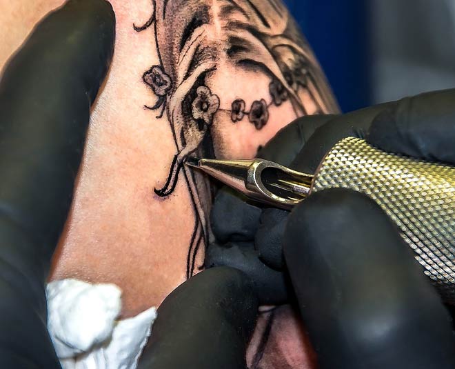 Five Things Beginner Should Consider Before Getting A Tattoo | HerZindagi