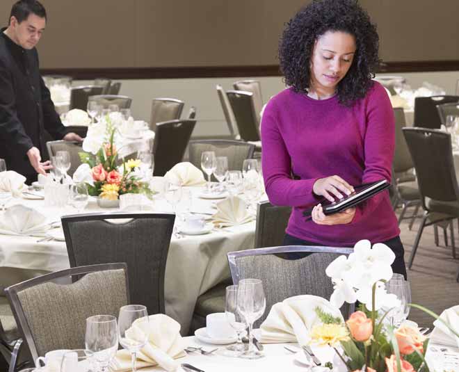 know how to make a career in event management field inside