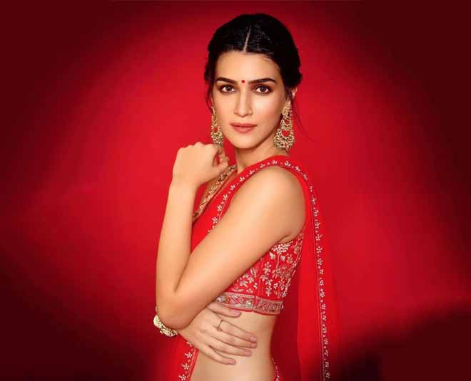 kriti sanon kurta blouse designs red
