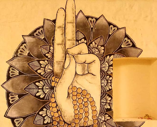 Practice Prana Mudra To Reduce Muscular Pains, Remove Fatigue & Build