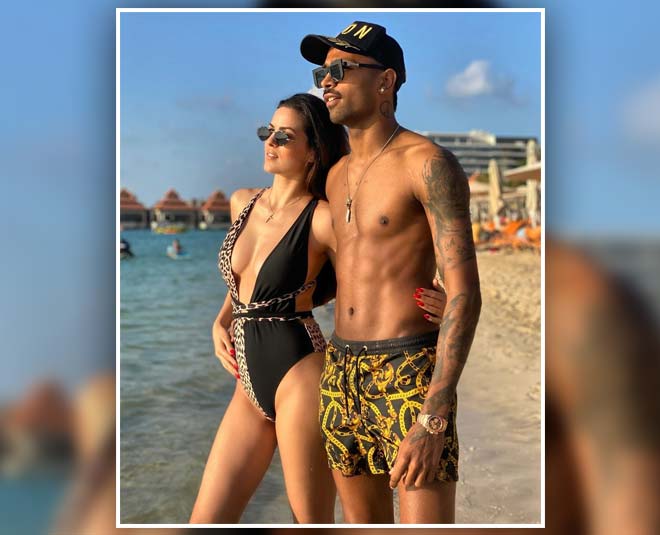 swimming costumes natasa hardik