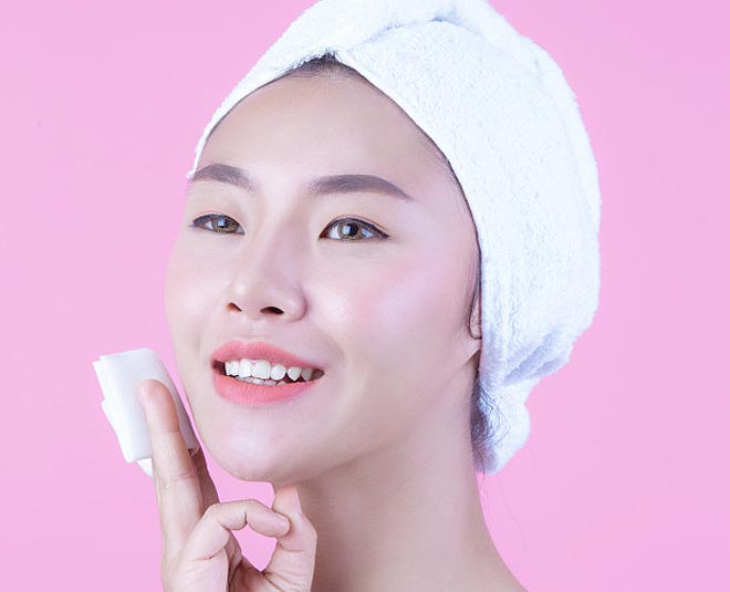 tells you about face wipes inside 