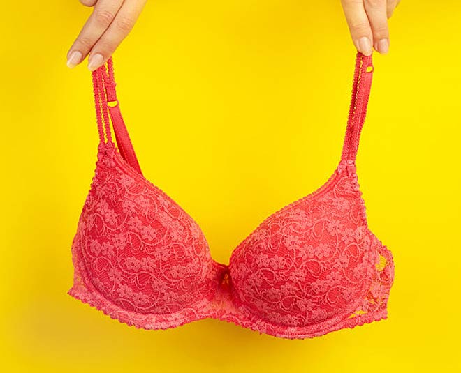 5-things-that-happens-once-you-stop-wearing-bra-herzindagi