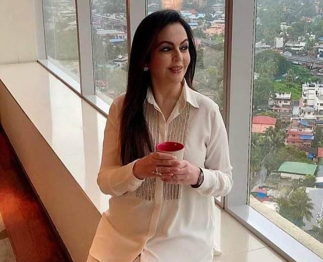 Here Is How Nita Ambani Lost Weight After Delivering Kids Isha Akash