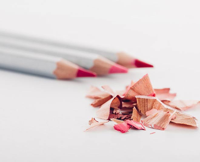 apply lip liner perfectly beauty in