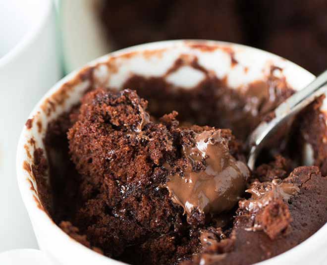 5 Minute Chocolate Lava Cake In A Mug Recipe For Your ...