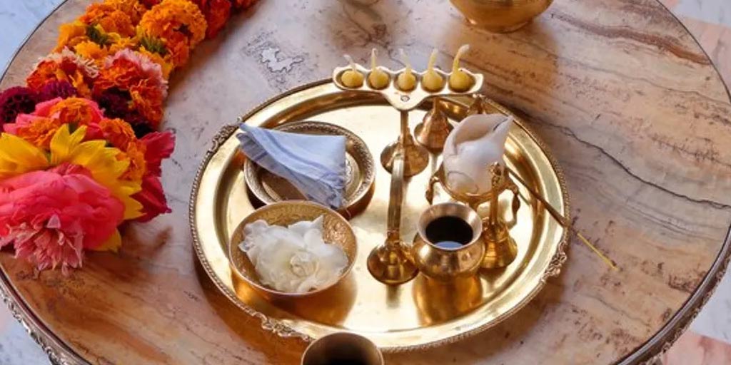 Easy Ways To Clean Pooja Utensils 