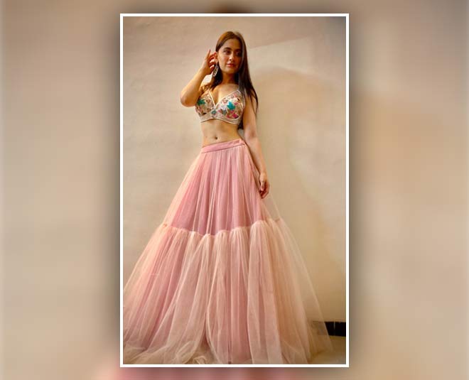 designer lehengas for monsoon shaadi