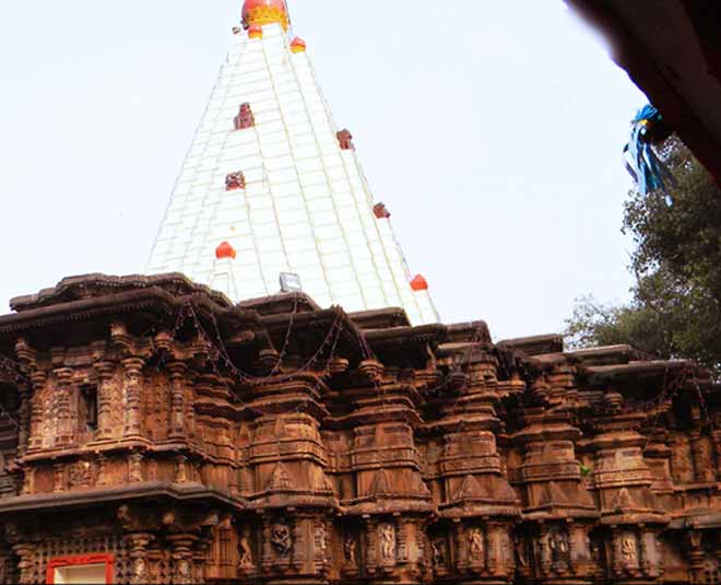 famous temples of mata lakshmi inside