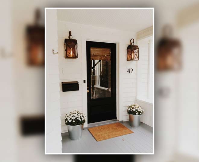 front door decor inside 