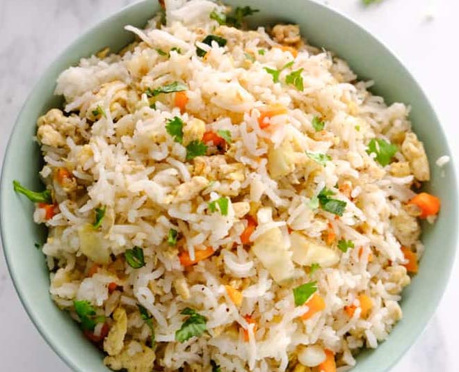 How To Make Garlic Egg Fried Rice Easy Recipe At Home In Hindiसिंपल