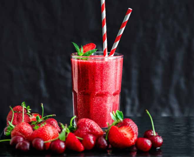 healthy smoothie gives energy