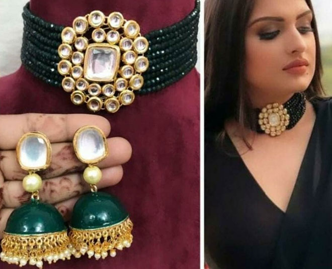 himanshi khurana accessories inside 