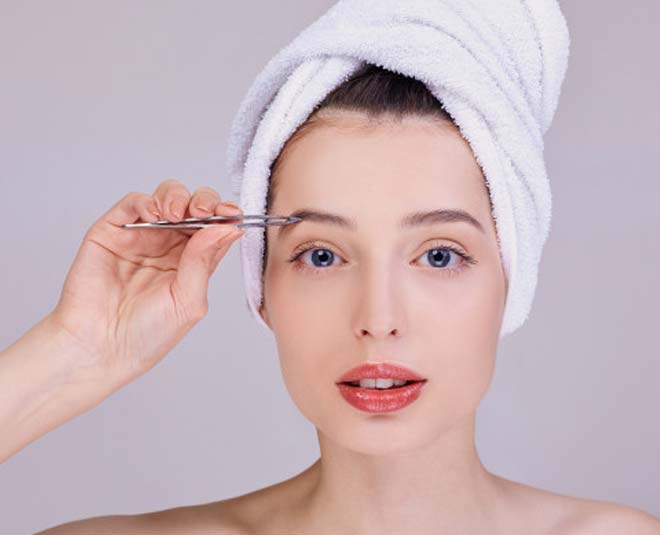 Home Remedies To Get Rid Of Eyebrow Dandruff Herzindagi 