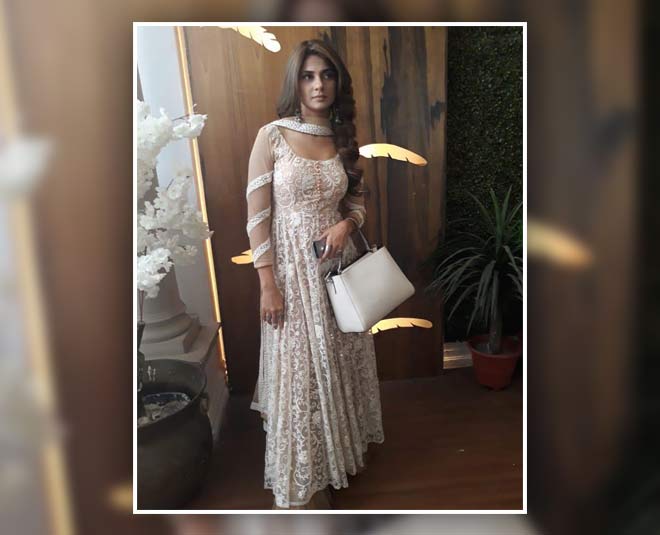 jennifer chiken kurta