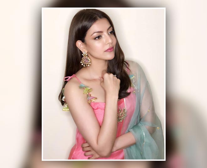 kajal aggarwal statment earrings