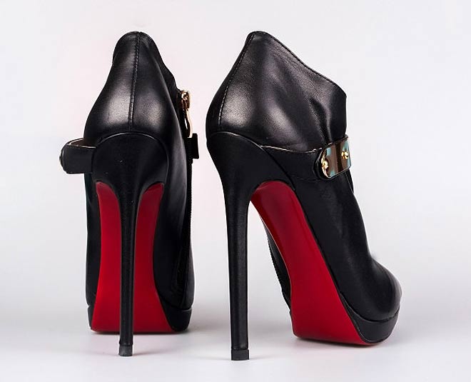 know things to keep in mind while selecting footwear inside 