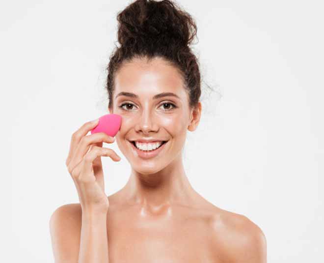 makeup brush and sponge inside