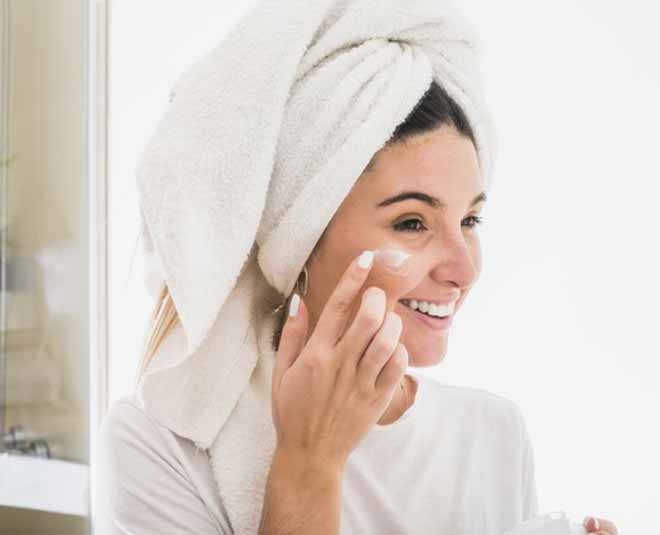 moisturise skin care