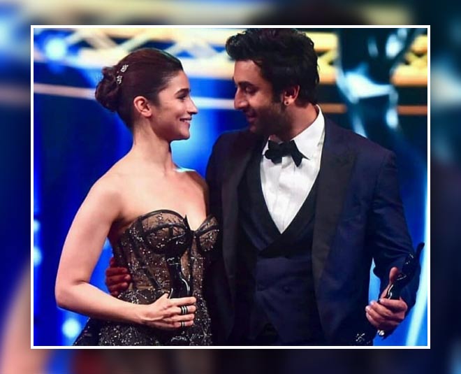 आलिया और रणबीर बन गए कपल- ranibr alia and filmfare award function