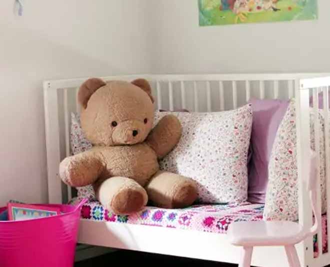 repurpose baby crib inside