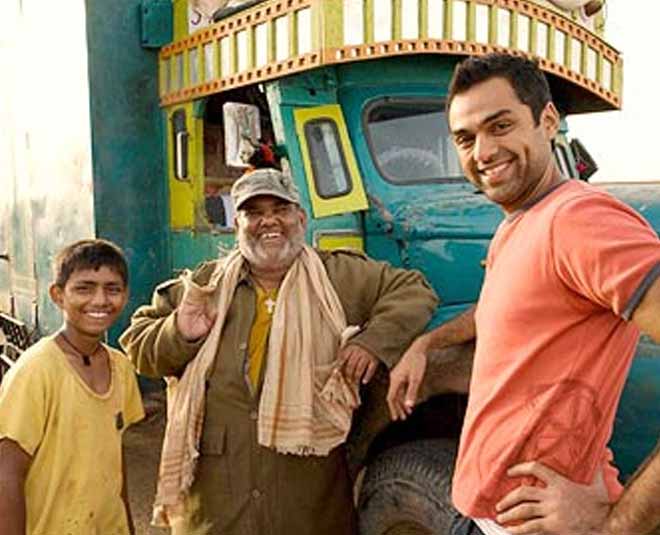 रोड (2010) road movie travel
