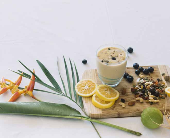 smoothie healthy with nuts