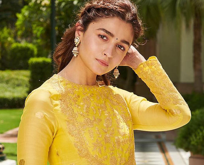 Alia Bhatt confirms why blazers are the perfect wardrobe investment during  changing weather | Vogue India
