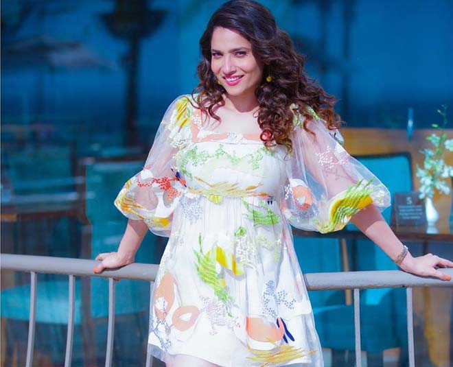 ankita lokhande stylish looks floral print