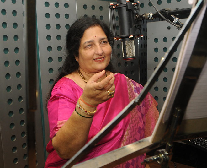 anuradha paudwal inside 