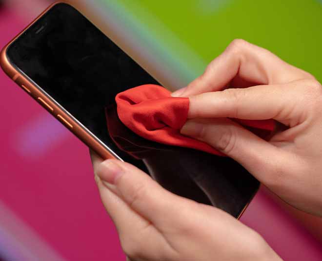 coronavirus prevention how to clean your phone three