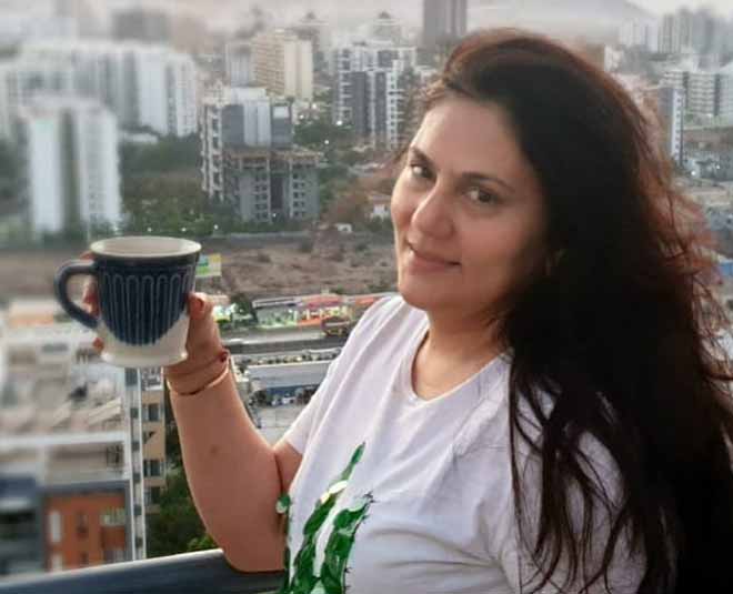राजेश खन्ना के साथ तीन फिल्मों में किया काम deepika chikhalia enjoying tea