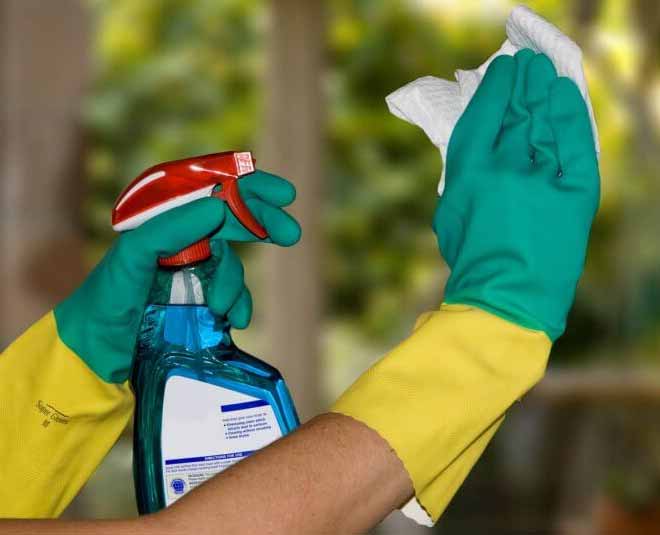 get rid the stains of glass window Inside